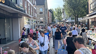 Foto 2 naar Varkensmarkt